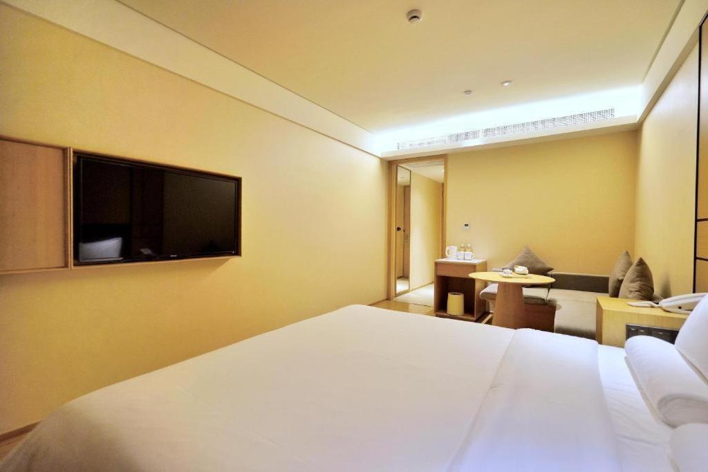 Ji Hotel Shanghai Hongqiao Yan'An XI Road エクステリア 写真