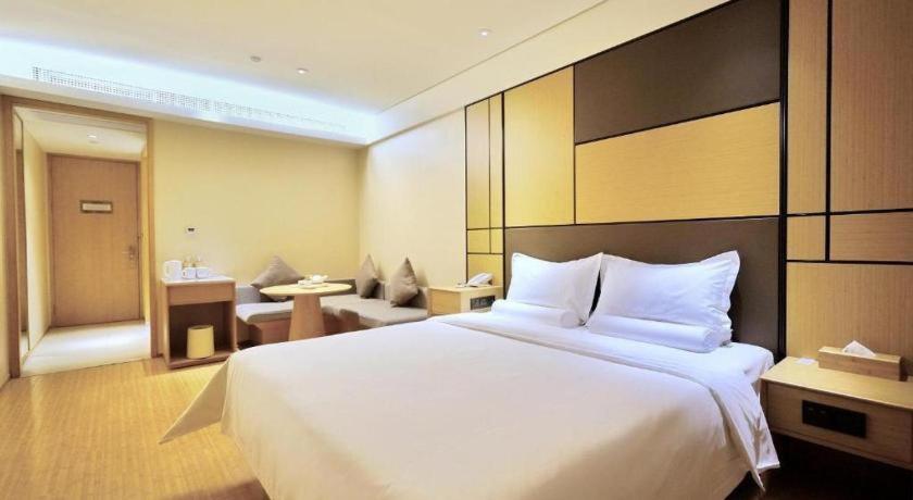 Ji Hotel Shanghai Hongqiao Yan'An XI Road エクステリア 写真
