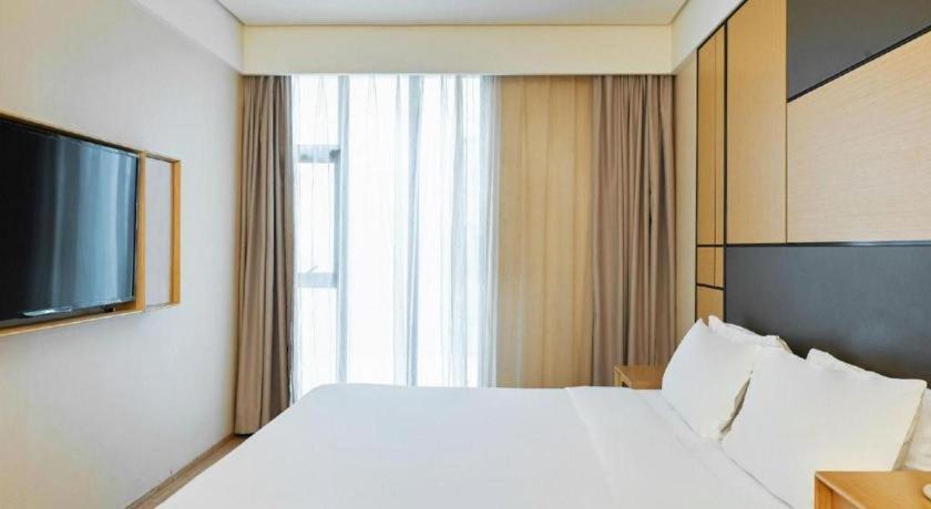 Ji Hotel Shanghai Hongqiao Yan'An XI Road エクステリア 写真